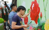 Hàng nghìn bông hoa hồng Bulgaria khoe sắc ở Công viên nước Hồ Tây